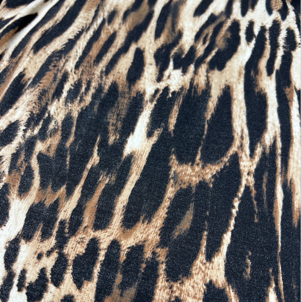 Vintage 1990s Realistic Tiger Print Sleeveless stretch Tank shirt top - Picture 3 of 3